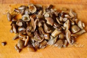salata de cartofi cu ciuperci (ouă) Salata de cartofi cu ciuperci