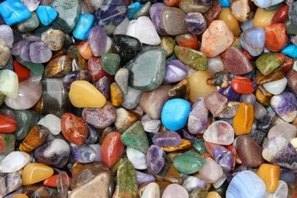 De ce picătură pietrele din ring - în cazul în care a pierdut sau găsit, diamant, chihlimbar și alte (ce) De ce picătură pietrele din ring - în cazul în care a pierdut sau găsit, diamant, chihlimbar și alte