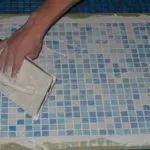 Adeziv pentru fibre de sticlă ca un adeziv, un flux de lichid