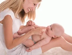Atunci când un copil începe să zâmbească în mod conștient, ca răspuns la mama mea (începe) Atunci când un copil începe să zâmbească în mod conștient, ca răspuns la mama mea
