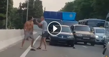 Când a luat în brațe trupul neînsuflețit al copilului său, el este viu din nou! Justd - doar distractiv! (Cost) Când a luat în brațe trupul neînsuflețit al copilului său, el este viu din nou! Justd - doar distractiv!