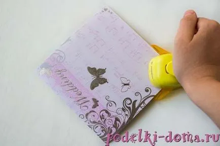plicul disc cu fotografii din propriile lor mâini, o cutie de idei și cursuri de master (cu mâinile) plicul disc cu fotografii din propriile lor mâini, o cutie de idei și ateliere