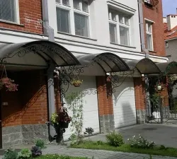 Baldachin peste pridvorul instrucțiuni de instalare policarbonat, portal de construcție