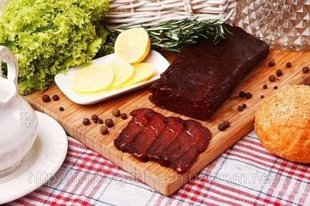 Frumos nu interzice basturma - sacadat din est (temperatura camerei peste) Frumos nu au interzice basturma - sacadat de la est