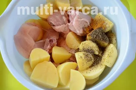 Pui cu cartofi in gaura din multivarka
