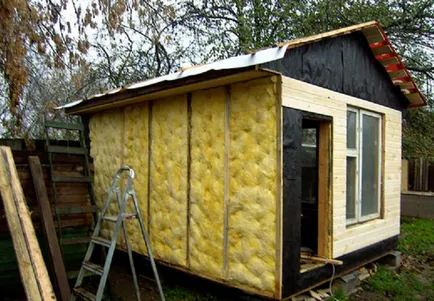 Coop de pui pentru găinile ouătoare, cu mâinile lor - cum să construiască în mod corespunzător! (straturi) Coop de pui pentru găinile ouătoare, cu mâinile lor - cum să construiască în mod corespunzător!
