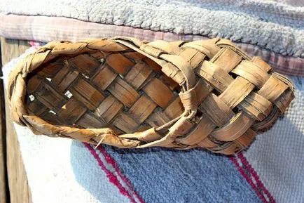 Bast - un tip unic de pantofi