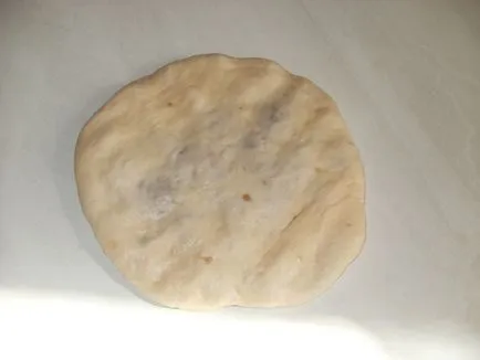 reteta Tat cum să se pregătească de casă belyashi, delicios cu carne tocată (ca belyashi preparate) reteta Tat cum să pregătească belyashi de casă, delicioase cu carne tocată