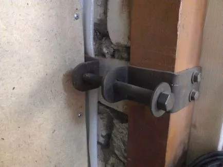 Repara propriile lor mâini