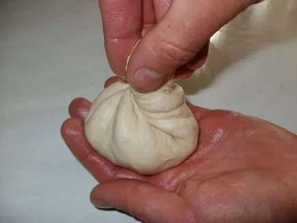 reteta Tat cum să se pregătească de casă belyashi, delicios cu carne tocată (ca belyashi preparate) reteta Tat cum să pregătească belyashi de casă, delicioase cu carne tocată