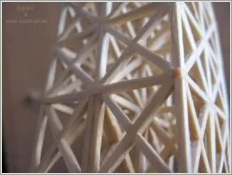 Lobzik - Jigsaw - Turnul Eiffel de la meciuri - mâini nebun