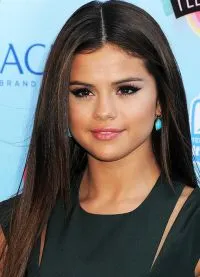 Machiaj Selena Gomez