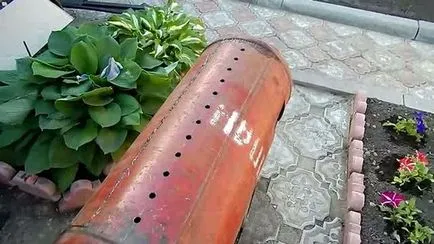 Căldărar-Smokehouse de butelii de gaz cu mâinile lor (25 poze) - triniksi (bec) Căldărar-Smokehouse de butelii de gaz cu mâinile lor (25 poze) - triniksi