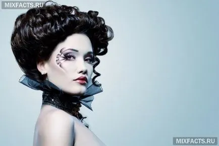 Machiaj pentru Halloween cu mâinile lor (foto) (make-up cu mâinile) Machiaj pentru Halloween cu mâinile lor (foto)