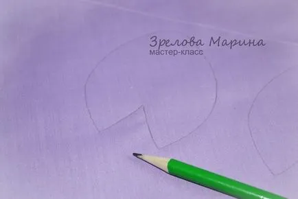 Mama la mama coase Paște ou păsări