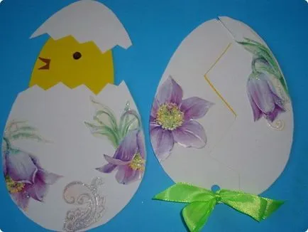 Mama la cărți de mama Paște cu propriile lor mâini