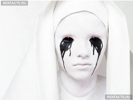 Machiaj pentru Halloween cu mâinile lor (foto) (make-up pentru Halloween) Machiaj pentru Halloween cu mâinile lor (foto)