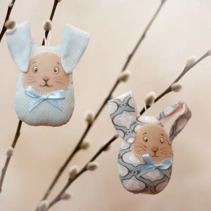 Mama la mama coase Paște ou păsări