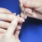Manichiura cu clipuri video România imagine de pavilion cu nail art pavilion