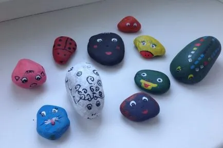 Master class în pietre colorable în engleză