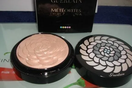 Guerlain Meteorites comentarii, pulbere compactă (meteoriți Gerlen)