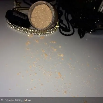Minerale eyeshadow caramel biobyuti satin - revizuire ekoblogera alenka (metoda de acoperire uscată) Mineral Eyeshadow caramel satin biobyuti - opinie ekoblogera Alenka