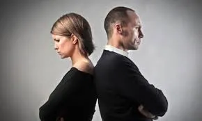 Un om după divorț relații cu femei (divorț) Un om după divorț ei cu femei