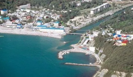 Mare, în satul Lermontov (districtul Tuapse)