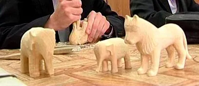 Cifrele sculptate de animale din lemn pentru a da (figurine cu propriile lor mâini) Cifrele sculptate de animale din lemn pentru gradina