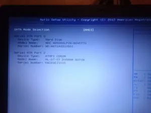 setările BIOS de pe computer sau laptop utilitar de configurare a BIOS-ului, renunțați la modificări, cu handicap și activat