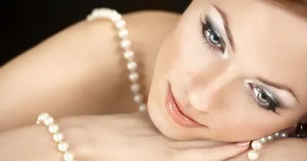 Anul Nou make-up pentru blonde - întâlni vacanță distractivă (de vacanță) Anul Nou make-up pentru blonde - se vor întâlni distracție de vacanță