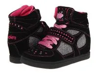 pantofi adidași