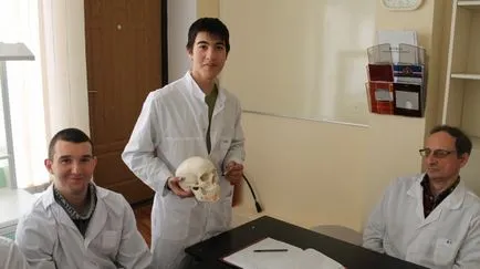 Pentru a afla profesia de tehnician dentar după clasa a 11-a în Intercollege (tehnica) Pentru a afla profesia de tehnician dentar după clasa a 11-a în Intercollege