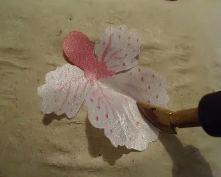 tesatura orhideele