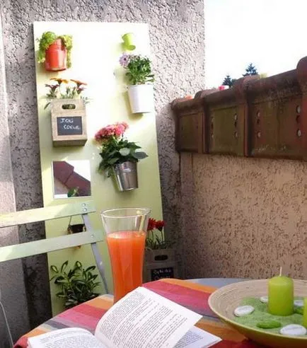 Furnish de balcoane si loggii din lemn si plastic sub formă de instrucțiuni, cum frumos balcon sau arma un (frumos) Furnish de balcoane si loggii din lemn si plastic sub formă de instrucțiuni, cum frumos balcon sau arma