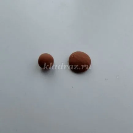 Paste cu iepuri de câmp mâinile lor