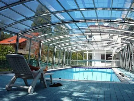 Pavilioane pentru bazine din materiale moderne - o varietate de forme și culori