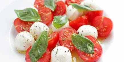 Salata Caprese - pas cu pas rețete din bucătăria italiană cu fotografii