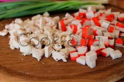Salata cu carne de pui și de crab - un pas cu pas reteta cu fotografii, salate (cu betisoarele) Salata cu carne de pui și de crab - un pas cu pas reteta cu fotografii, salate