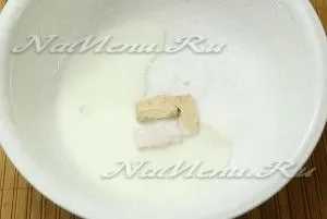 Pizza cu șuncă, brânză și roșii, reteta (tomate) Pizza cu șuncă, roșii și brânză rețetă