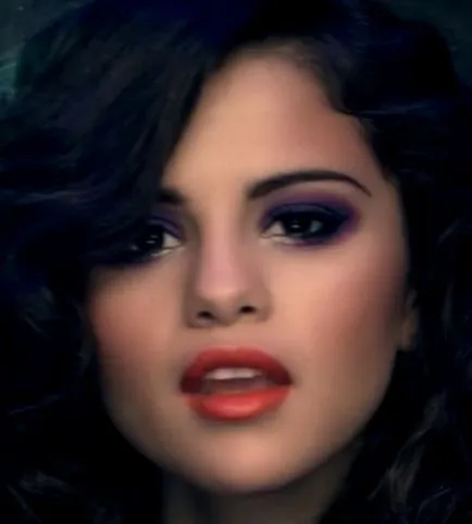 Coafuri Selena Gomez machiaj Selena Gomez (coafura) Coafuri Selena Gomez machiaj Selena Gomez