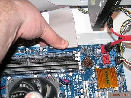Instalarea hardware a conexiunii 3 fire