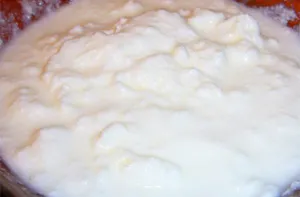 Coagulat decât iaurt util, de casă