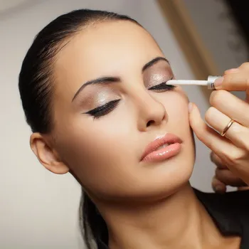 secrete simple de tineri de sex feminin si frumusete make-up la domiciliu (feminin) secrete simple de tineri de sex feminin si frumusete make-up la domiciliu