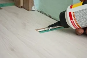 Pentru a înțelege, decât pentru a curăța laminat