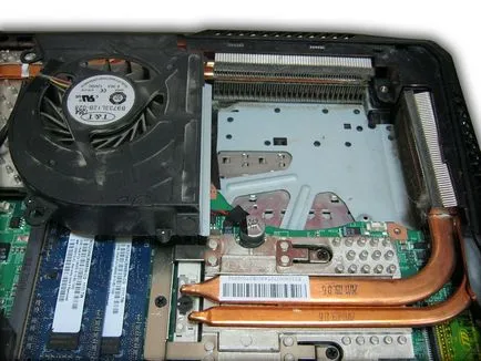 Dezasamblarea și notebook-uri de curățare msi gt683, centru de service foxkom