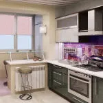 bucătărie renovată, cu balcon