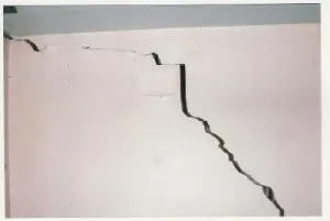Repararea de pereți din materiale plate, de pregătire, pictura, cum se face totul singur (reparații) Reparați pereții materialelor plate, de pregătire, pictura, cum să facă totul singur