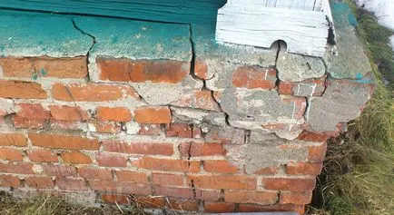Reparatii de case din lemn înlocuite bordurile inferioare (de înlocuire) Reparatii de case din lemn înlocuite bordurile inferioare