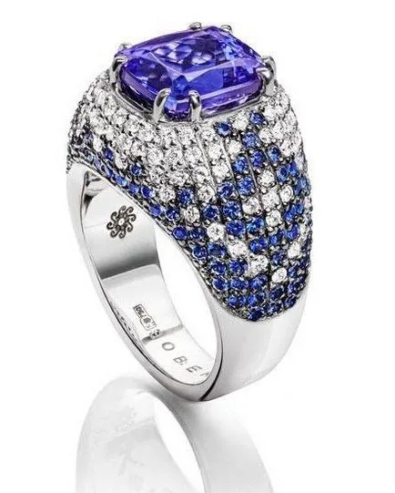 Rare piatra Tanzanite, istoria sa și proprietăți - 30 fotografii (poveste) Rara piatra tanzanite, istoria și proprietăți - 30 fotografii